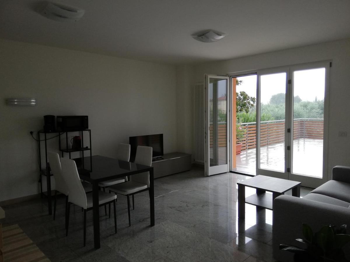 Appartamento La Terrazza Riva del Garda Exterior foto