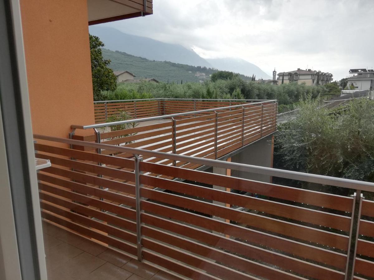 Appartamento La Terrazza Riva del Garda Exterior foto